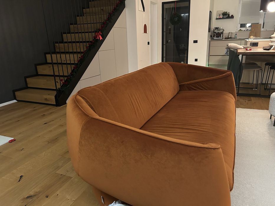 Canapea Flow (MobilaDalin) - 3 locuri, material Easy Water Clean