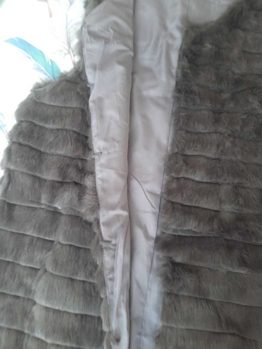 Сив пухен елек размер s/m