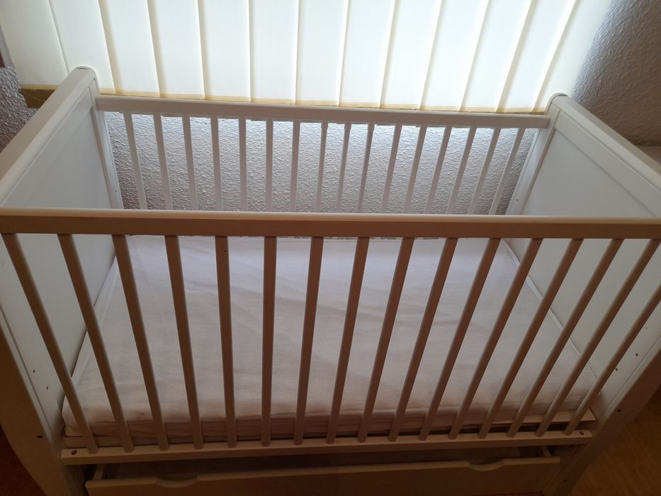 Patut din lemn masiv 0-3 ani