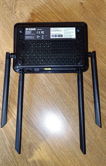 Router D‑Link DIR‑842 AC1200 – Stare excelentă