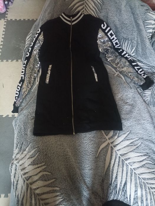 Продам школьные вещи