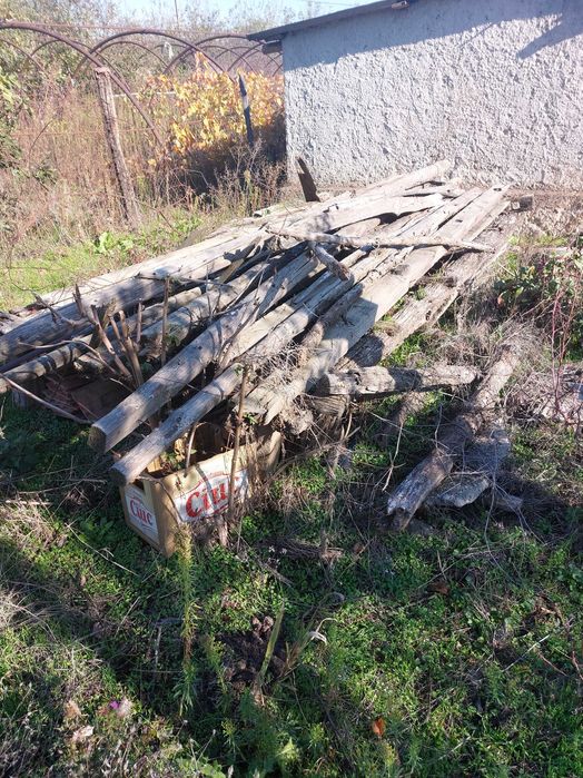 Materiale si decoratiuni vechi traditionale