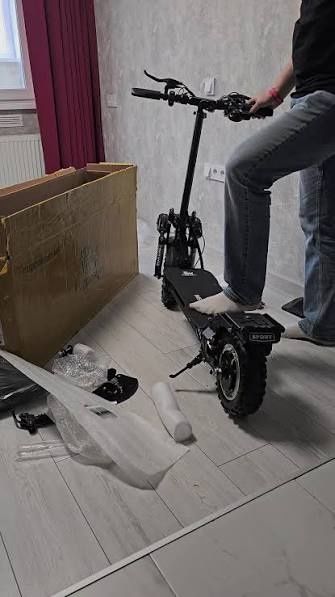 Электросамокат, зарядка