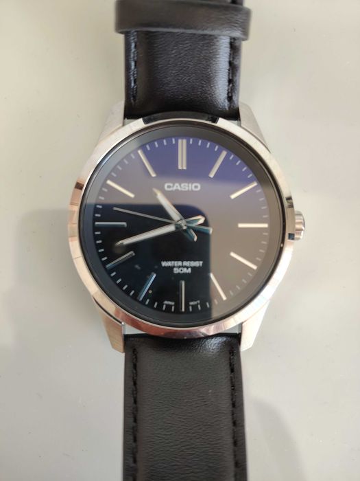 Часовник Casio MTP-E180L-2 AVEF