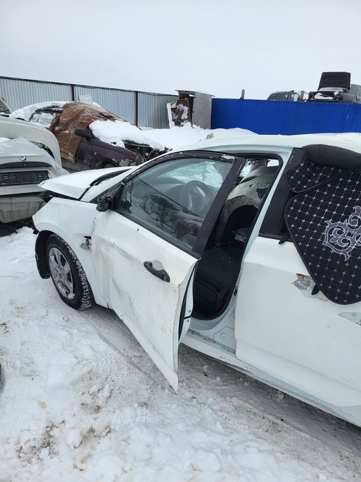 акцент солярис белая