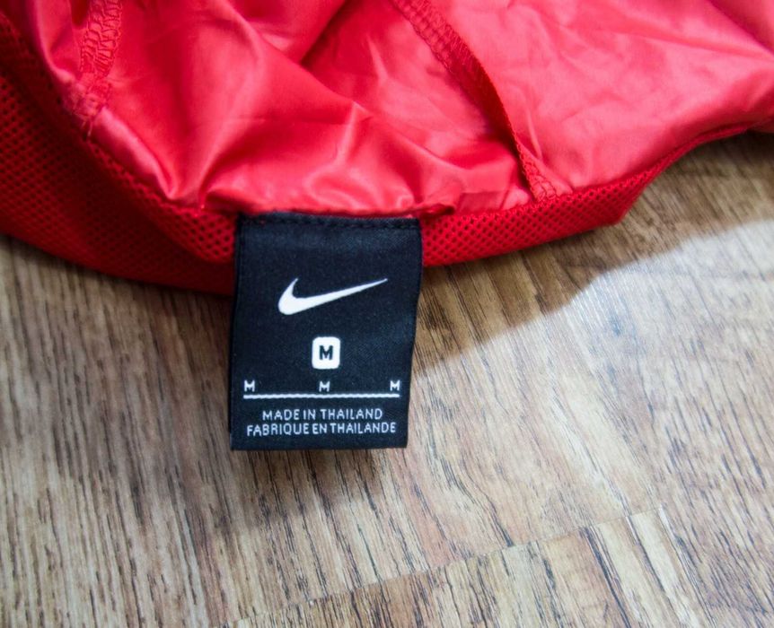 NIKE Оригинално дамско тънко яке размер М