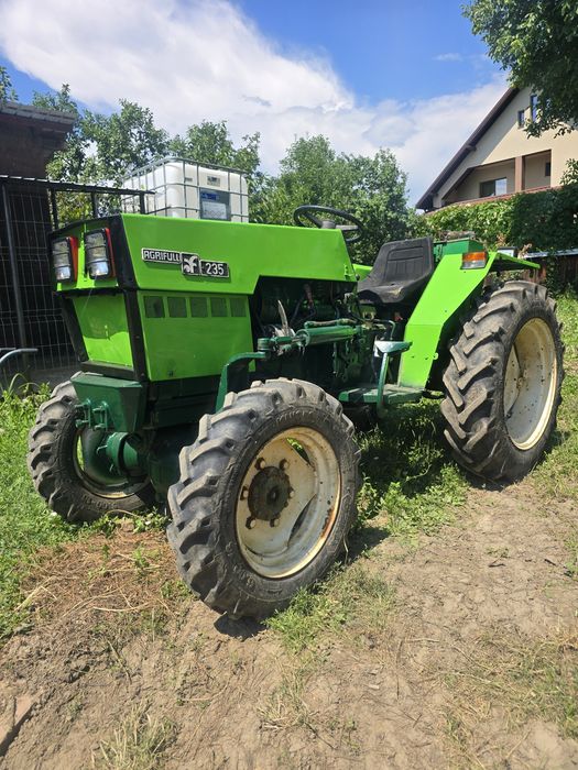 Tractor Agriful 235