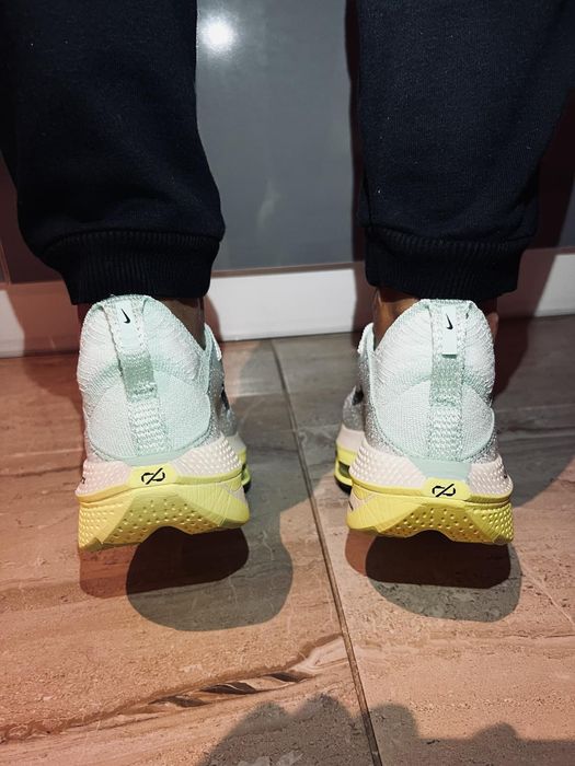Продавам Найк Zoom alphafly next Green