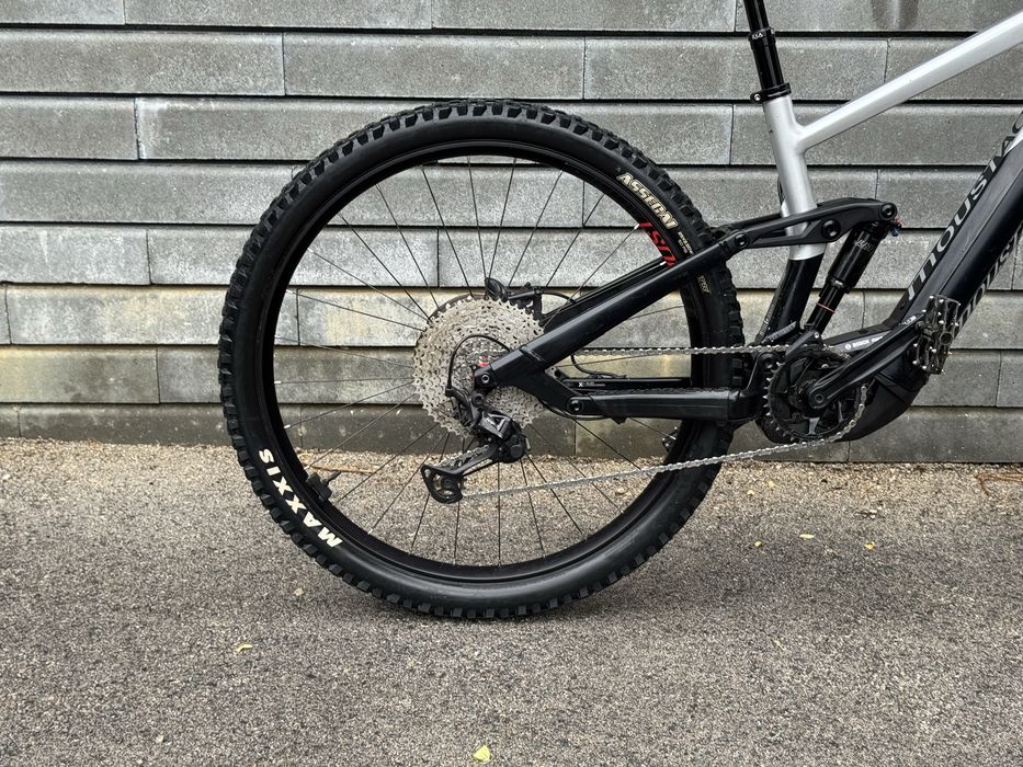 Електрически велосипед , E-bike MOUSTACHE TRAIL 5( M размер)
