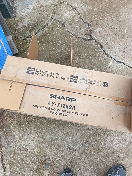 Sharp AE-X12RSR / AY-X12RSR – 12 000 BTU инвертор.