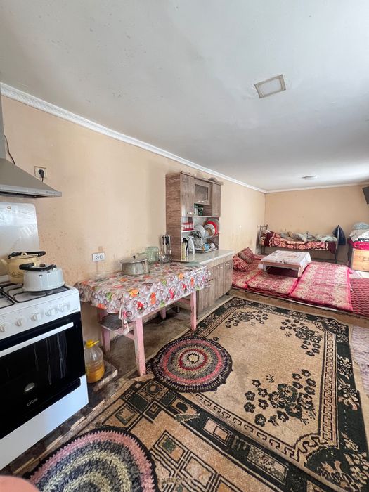 Уй сотилади Майскийда