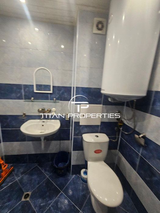 Дава се под наем Едностаен апартамент в Бургас, Меден рудник - зона А - 45 кв.м за 255 € - Снимка #1