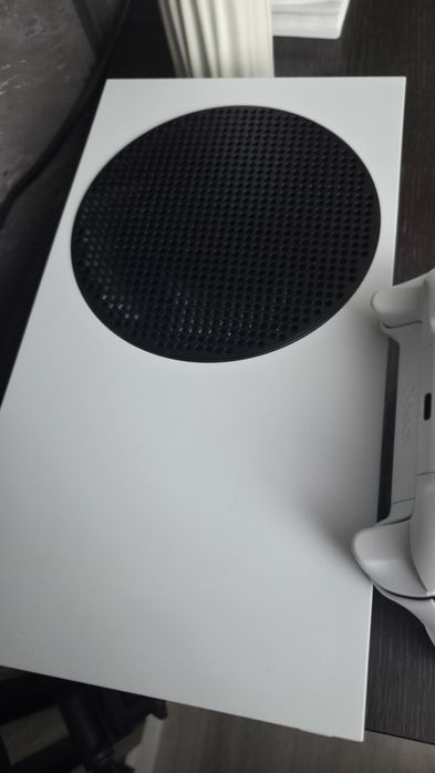 Продам xbox s series 512гб