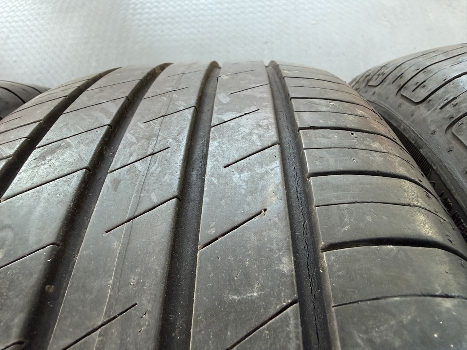 4бр. Летни Гуми С Борд 215/55R/17 -GOODYEAR- DOT:0620- 6.4мм.+5.5мм. *120€ за Комплект*