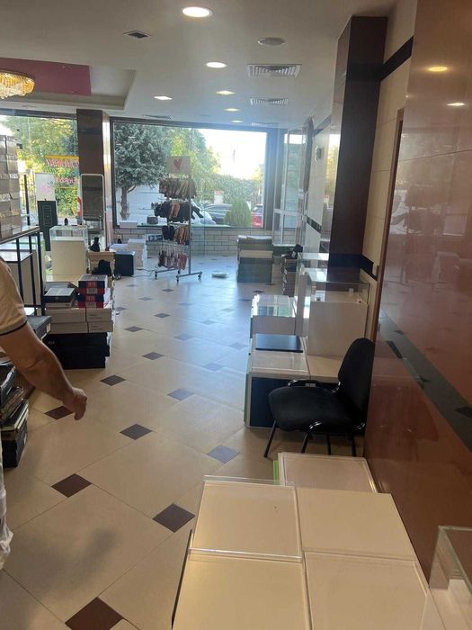 Дава се под наем Магазин в София, Карпузица - 300 кв.м за 1989 € - Снимка #9