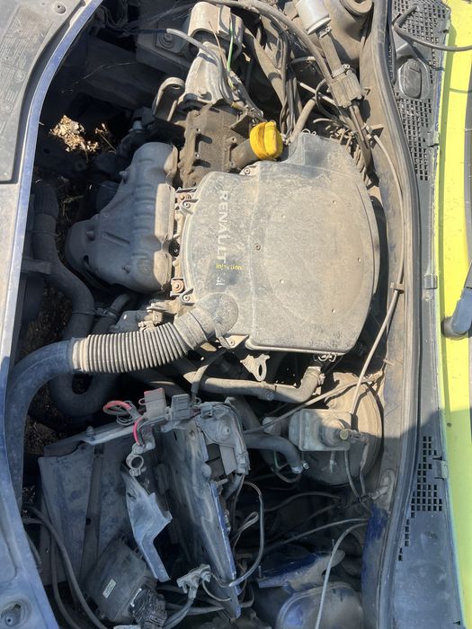 Dacia Sandero 1.4 НА ЧАСТИ