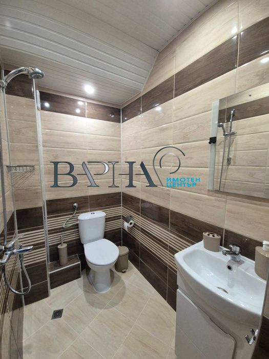 Дава се под наем Двустаен апартамент в Варна, Център - 60 кв.м за 612 € - Снимка #7