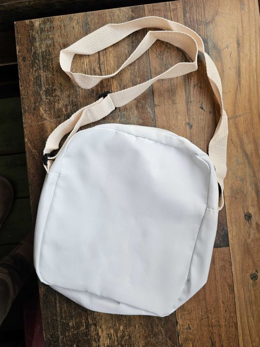 Дамски      чанти