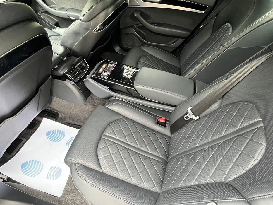 Vand Audi A8 2016