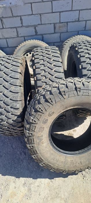 Шины на внедорожник комплект