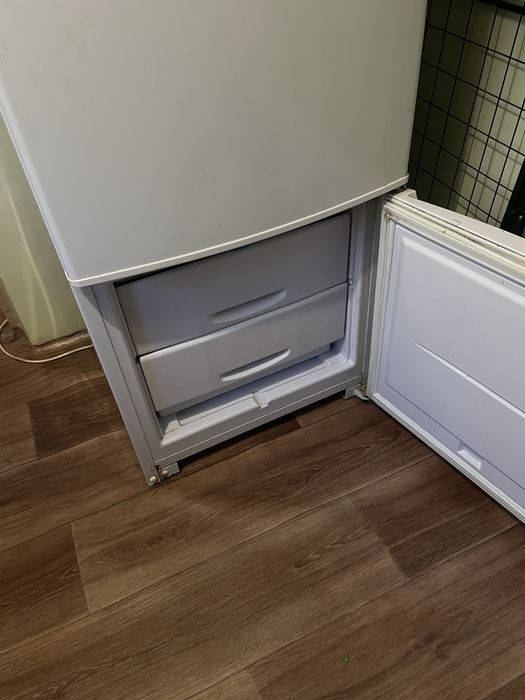 Продам холодильник