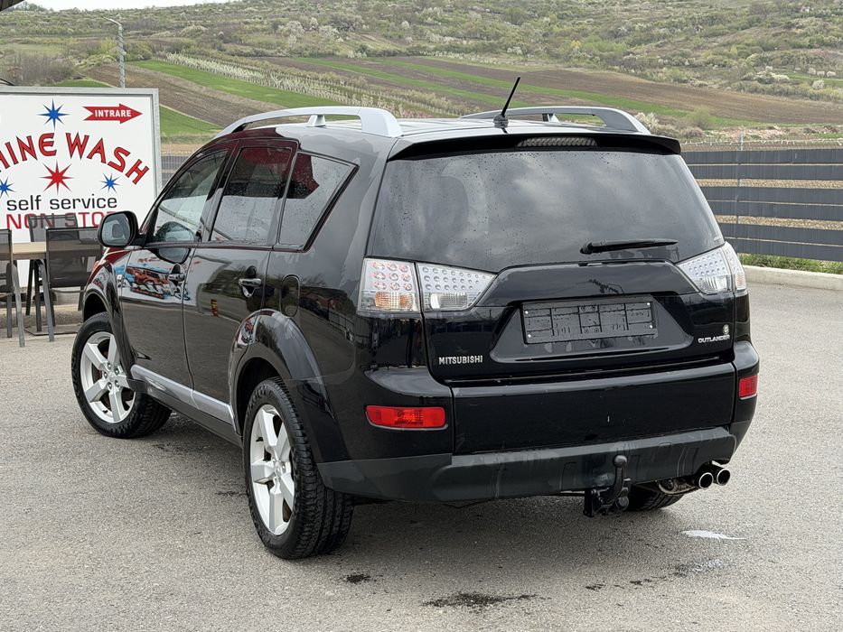 Mitsubishi Outlander 4x4 / 2009 / 2.0 D / 140 CP