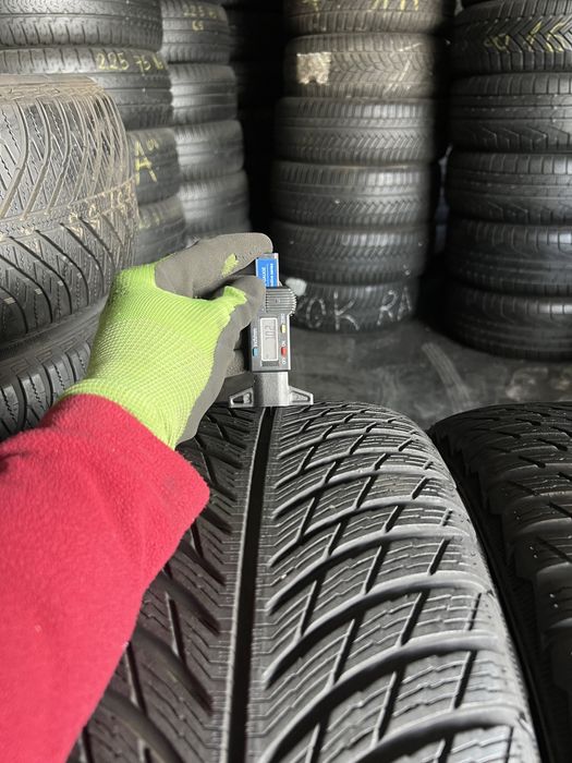 4 anvelope de iarna 235/45/18 Michelin DOT 2022!