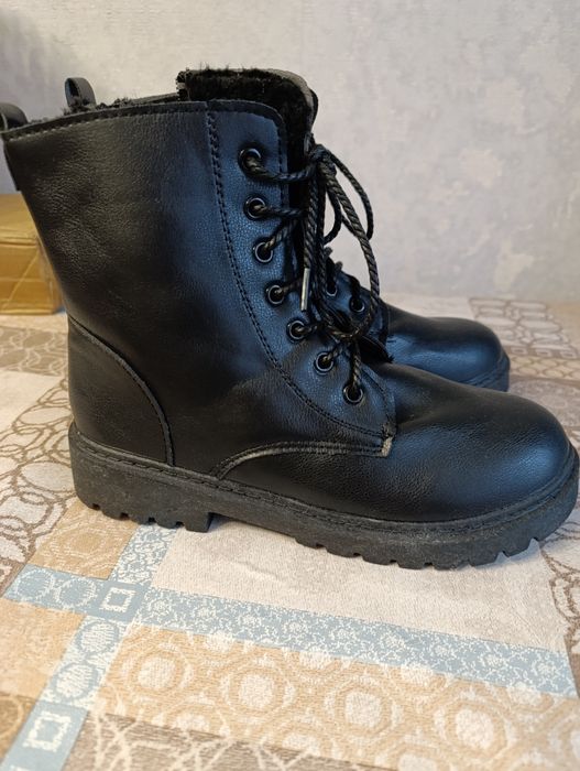 Продам сапожки осень