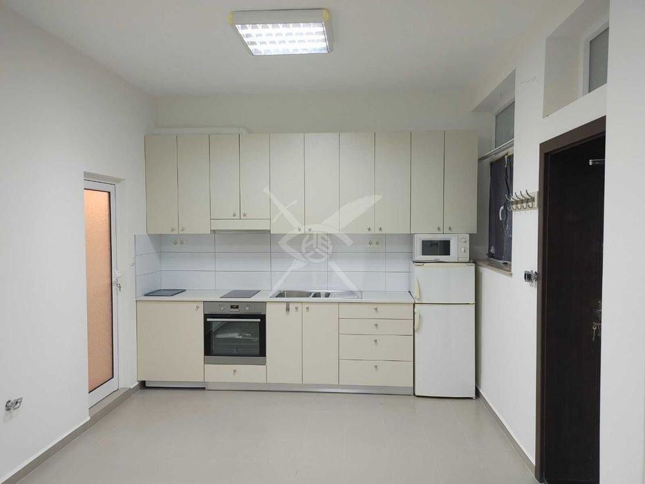 Продава се Двустаен апартамент в Бургас, Лазур - 38 кв.м за 1711 €/кв.м - Снимка #3