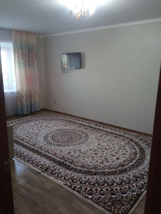 Ковер . Б/У. Хороший