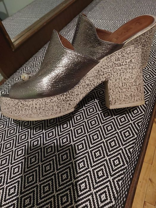 Летняя обувь - босоножки