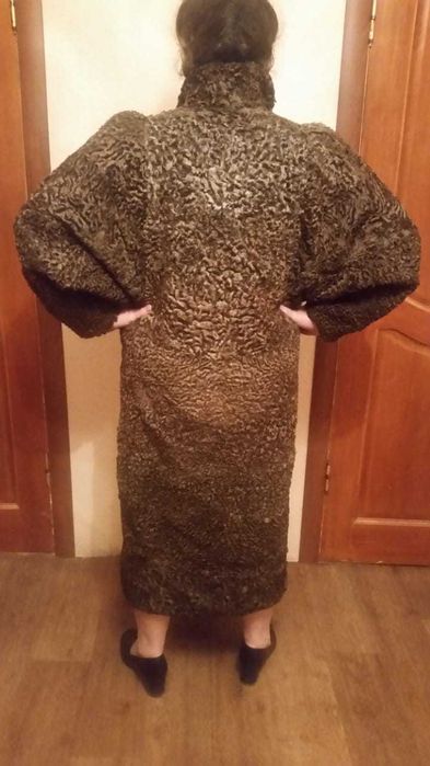 Шуба Каракулевая