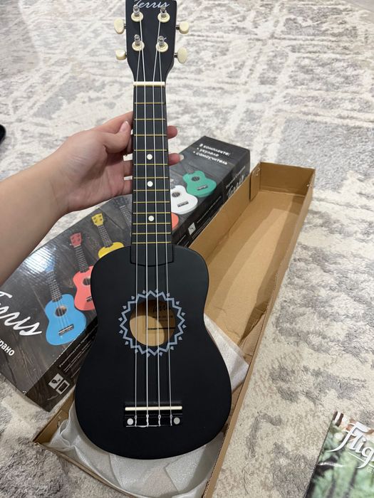 Продам Укулеле Terris
