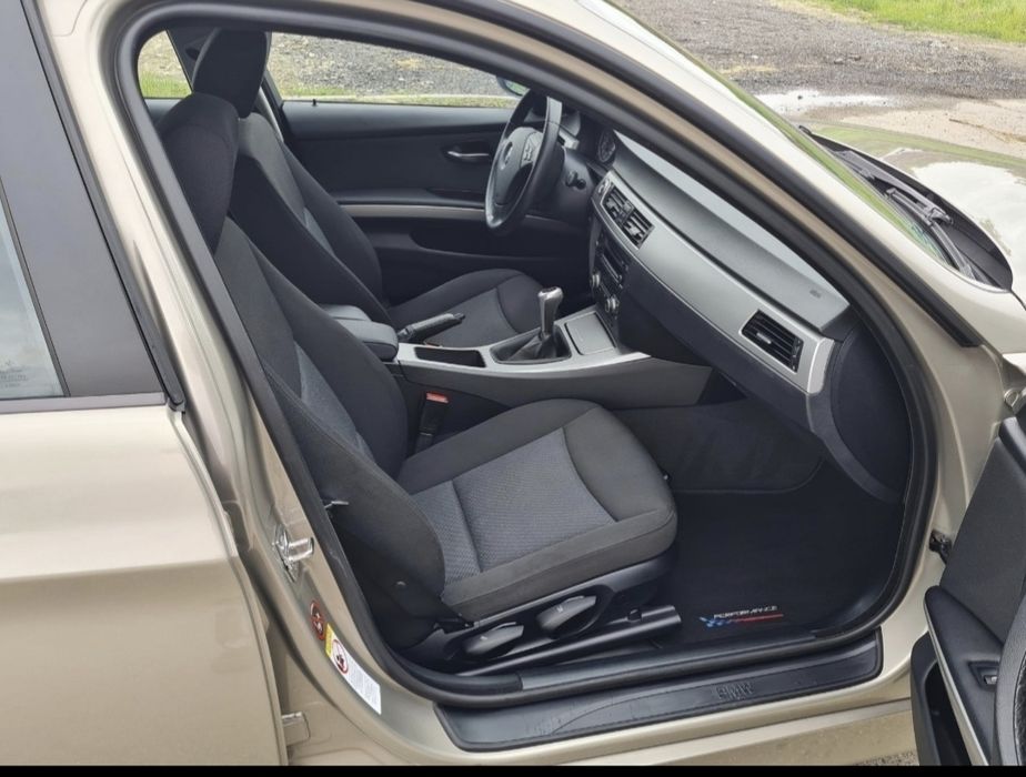 PROPRIETAR, Vând BMW SERIA 3, E90 - 318i