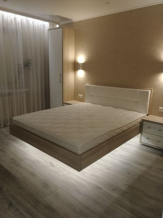 Кровать. Парящий кровать.