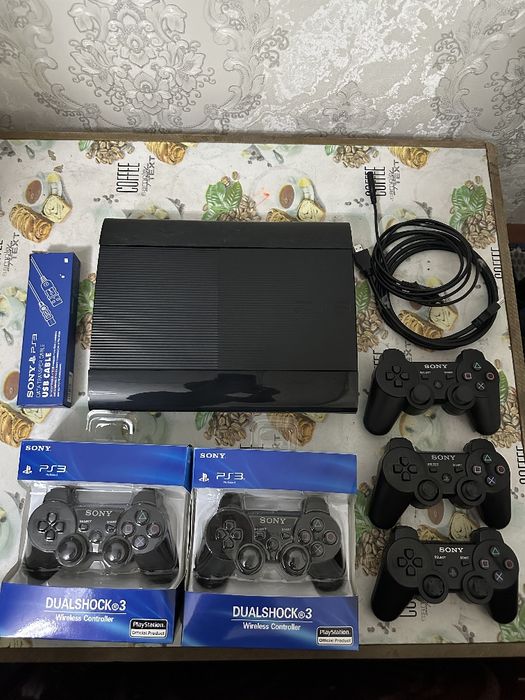 Playstation 3 komplekt