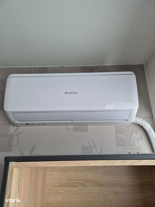 Se oferă spre închiriere apartament 3 camere, 70 mp, mobilat și utilat