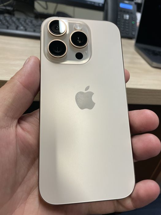 iPhone 16 pro 256Gb Gold