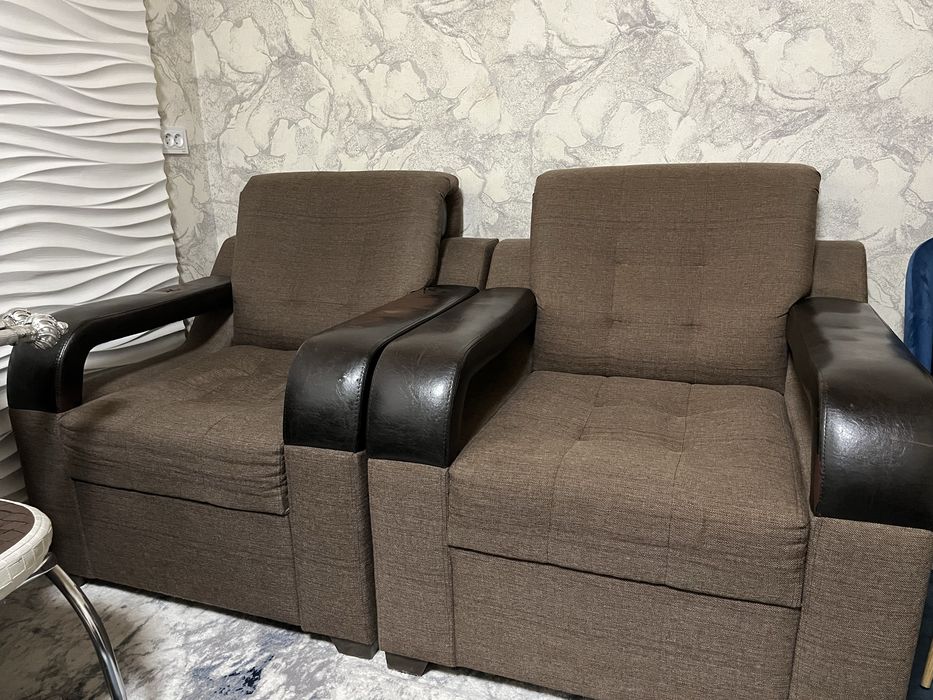 Кресло для гостиной