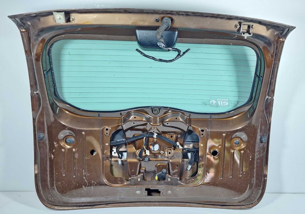 Заден Капак Врата Задно Стъкло Дачия Дъстер Dacia Duster 2010-2018