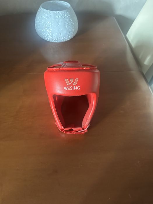 Боксерский шлем Wesing