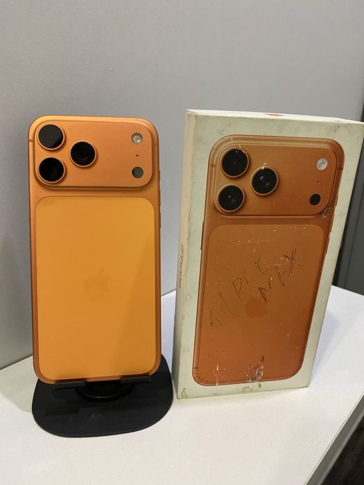 Iphone 17 pro max, 256 gb, оранжевый