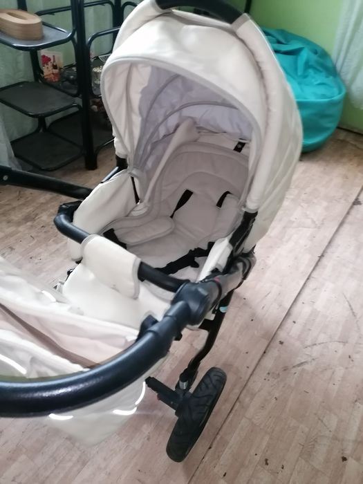 Бебешка количка Nemo