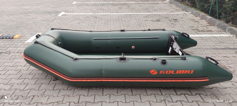 Barca kolibri KM 300 D