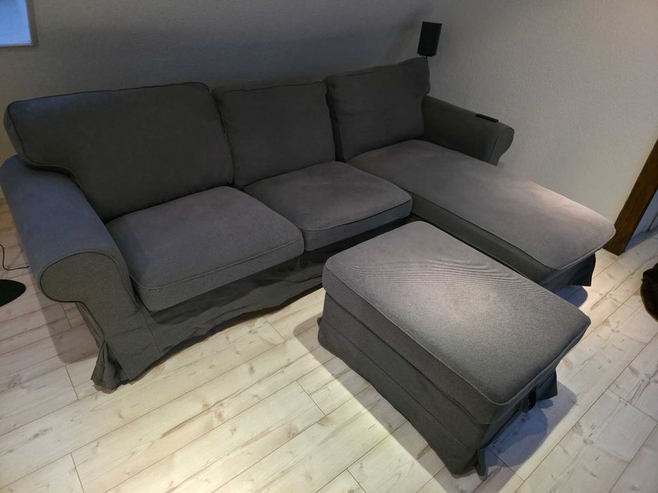 Canapea IKEA EKTORP cu șezlong + taburet – stare foarte bună