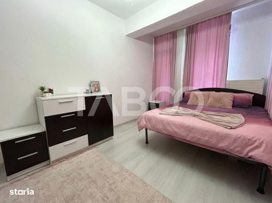 Apartament de vanzare 68mp 3 camere 2 balcoane parcare Doamna Stanca