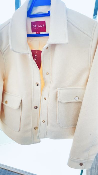 Яке  guess пролет/ есен