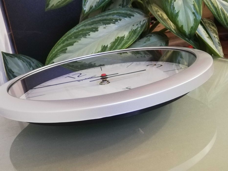 Ceas de perete cu radio control Mebus diametru 26cm, exterior-interior