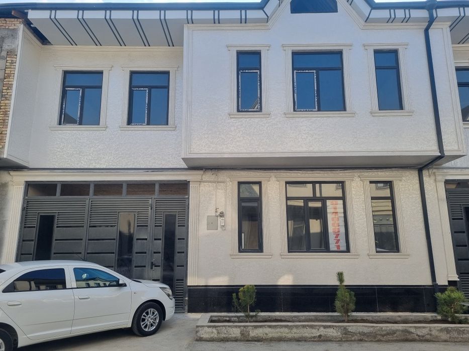 Продаётся 2х этажный коттедж