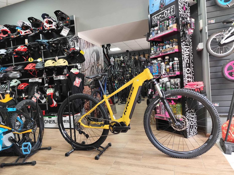 Bicicleta Level Boost 1.0 M 29 S in stoc la Est Bike Funky Sports